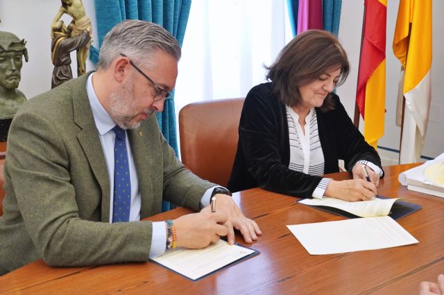 El Ayuntamiento de Santomera y la UCAM firman un convenio para favorecer la formación práctica de los estudiantes universitarios