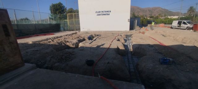 Santomera avanza en la modernización de sus instalaciones deportivas con obras en el Recinto de Petanca y el Campo de Hockey
