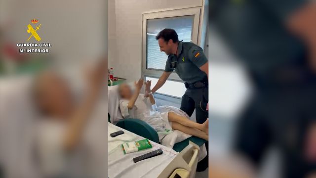 Cuatro guardias civiles reaniman in extremis a una mujer de avanzada edad que se encontraba en parada cardiorrespiratoria