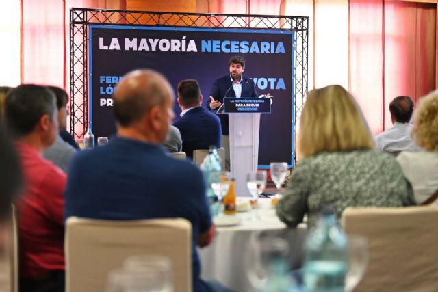 López Miras anuncia el Programa 'Inicia Empresa' con incentivos fiscales y financiación  ventajosa para favorecer la creación de empresas
