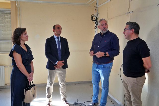 Avanzan las obras de eficiencia energética del IES Poeta Julián Andúgar de Santomera