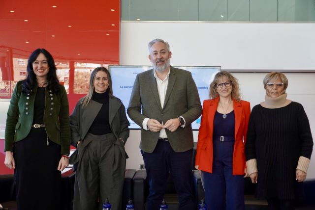 Santomera expone su modelo de desarrollo sostenible basado en la participación ciudadana y la innovación