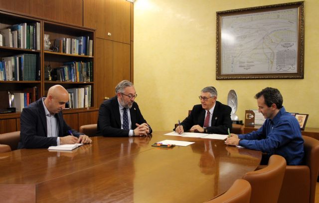 El presidente de la Confederación Hidrográfica del Segura recibe al alcalde de Santomera