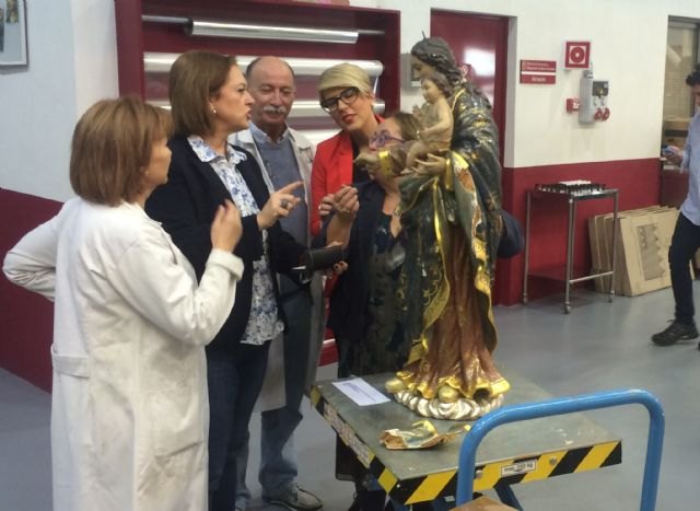 El Centro de Restauración de la Región inicia los trabajos para recuperar la Virgen del Rosario de Santomera
