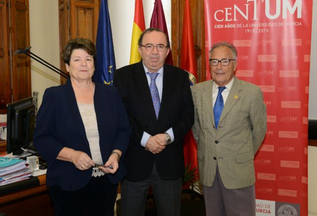 La Universidad de Murcia y el Club Rotary de Santomera colaborarán en actividades solidarias