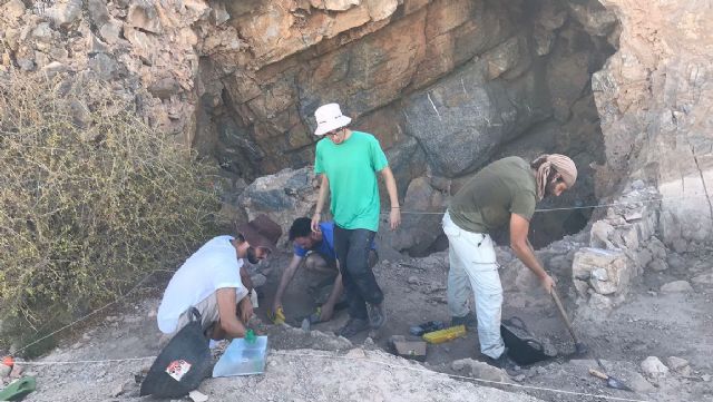 Continúa la campaña arqueológica en el Poblado Íbero de la Sierra del Balumba - Cobatillas la Vieja de Santomera