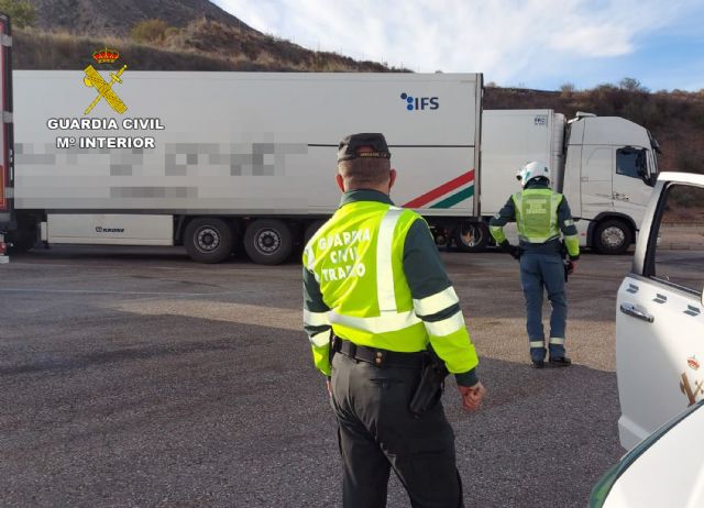 La Guardia Civil investiga al conductor de un camión que sextuplicaba la tasa máxima de alcohol